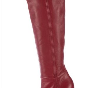 Christian Louboutin
Red  Leather Amura Pointed-toe